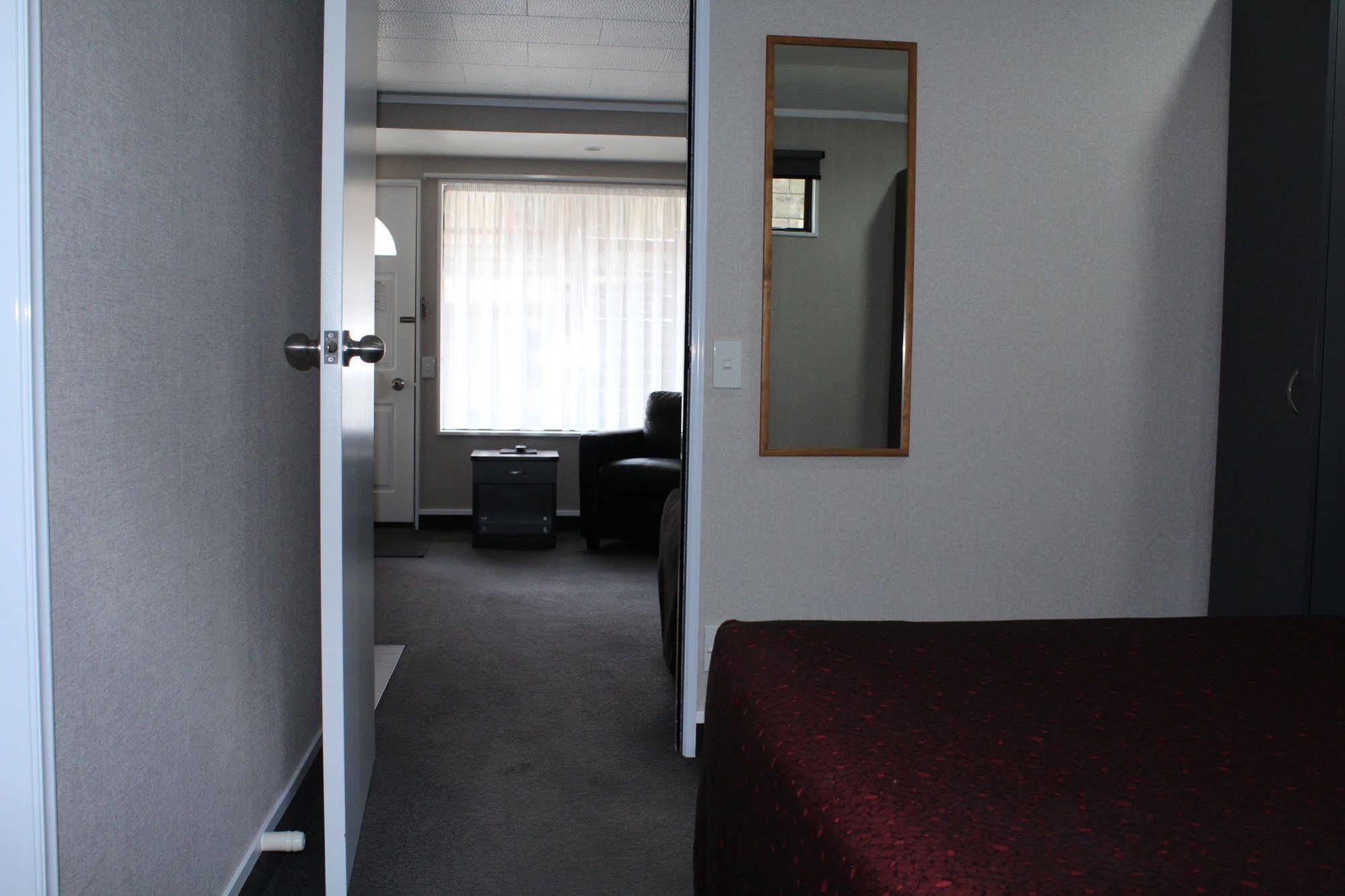 Rose City Motel Palmerston North Dış mekan fotoğraf