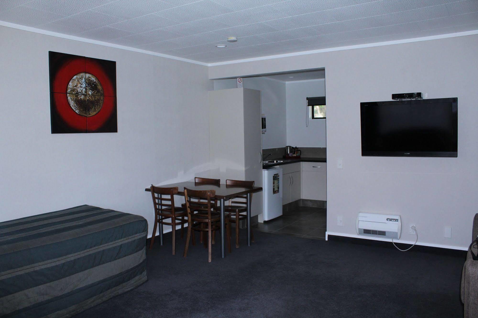 Rose City Motel Palmerston North Dış mekan fotoğraf