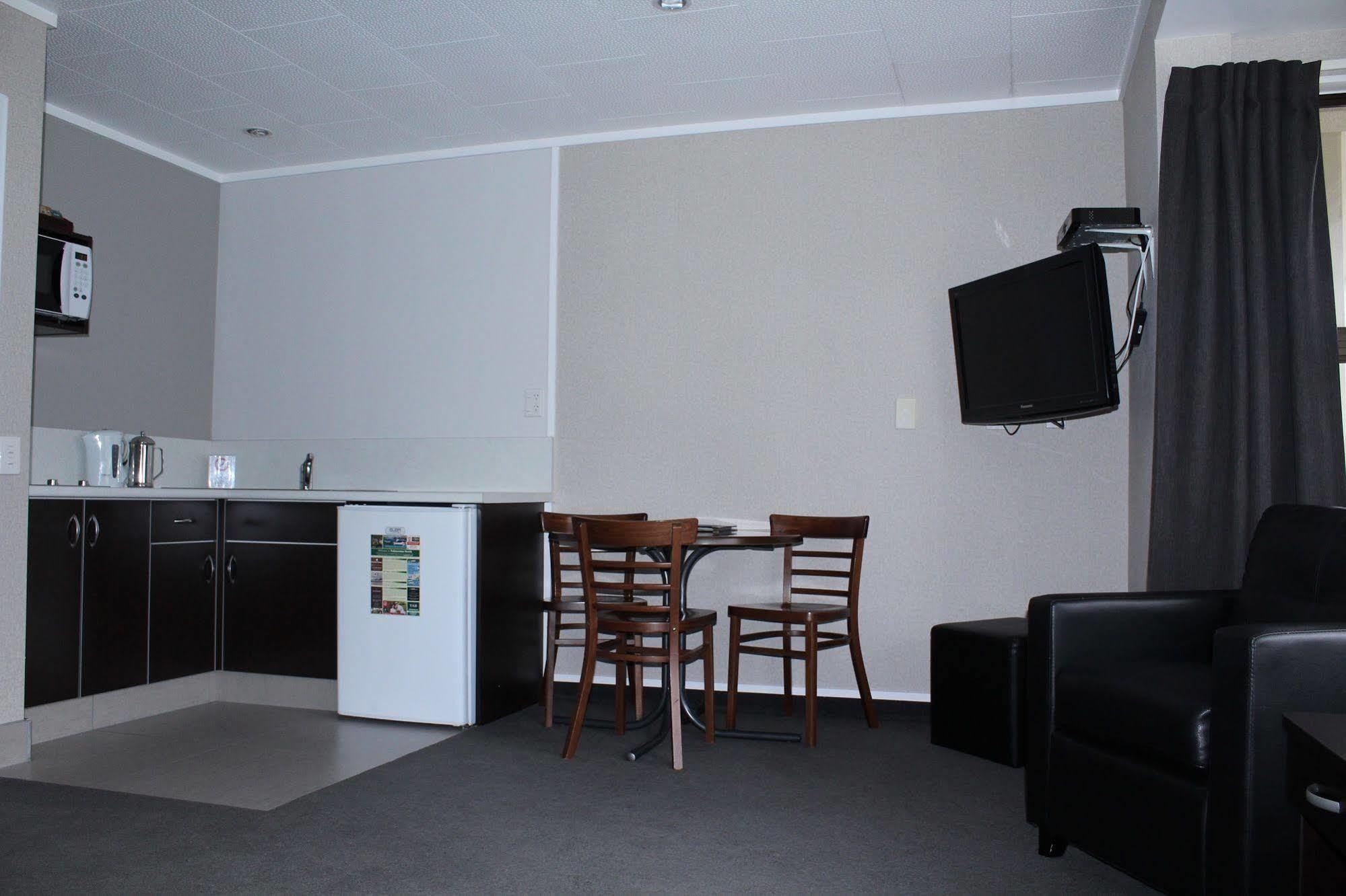 Rose City Motel Palmerston North Dış mekan fotoğraf