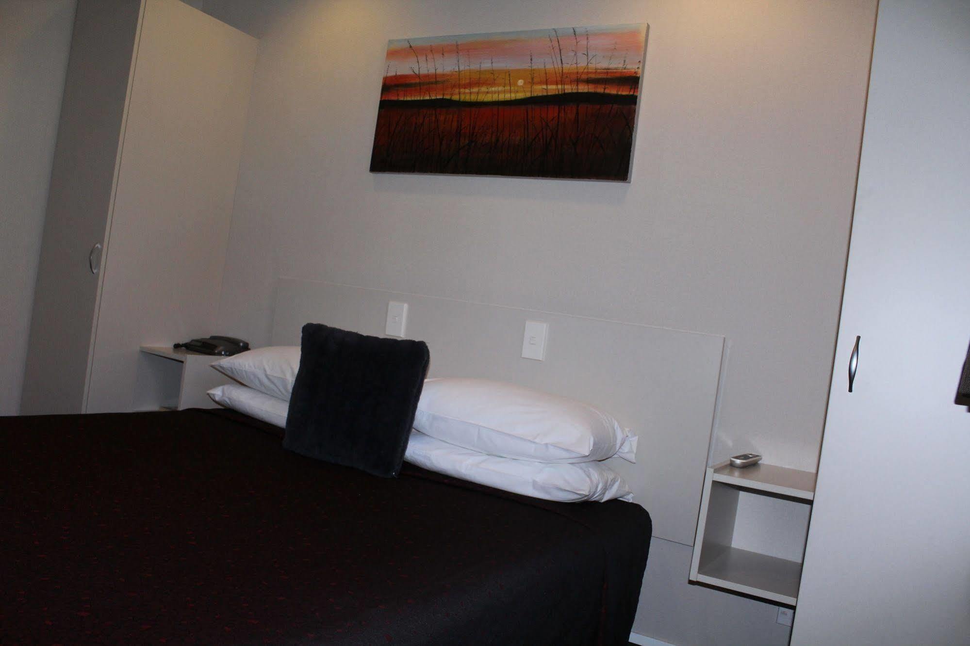 Rose City Motel Palmerston North Dış mekan fotoğraf